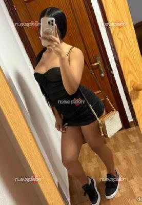 DESEOSA  LUJURIOSA MUY COMPLETA CON GANAS DE DIVERSION Y MUCHO MAS...