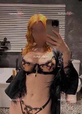 Mamada natural, sexo anal y garganta profunda, masaje