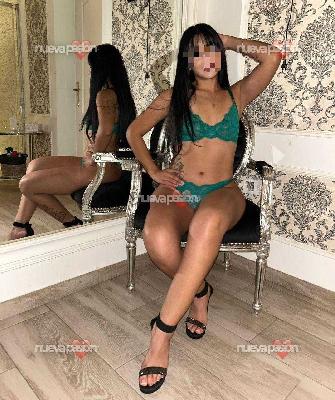 AMANDA JOVEN DELGADA