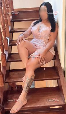 Viciosa y muy complaciente ponme al descubierto...