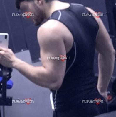 LATINO 21 años a domicilio