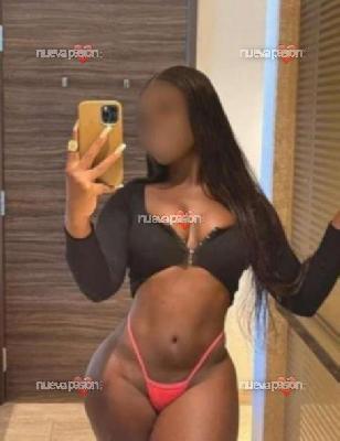 SEXY 🥵Y CARIÑOSA MULATA CAÑERA EN CHICLANA