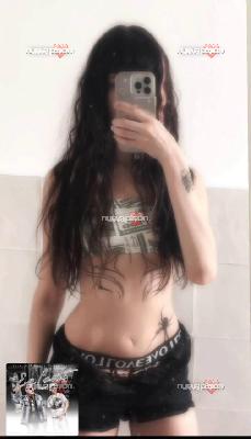 Masajes con paja/mamada