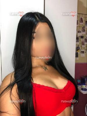 NAOMY TU FANTASIA MAS ARDIENTE 🔥