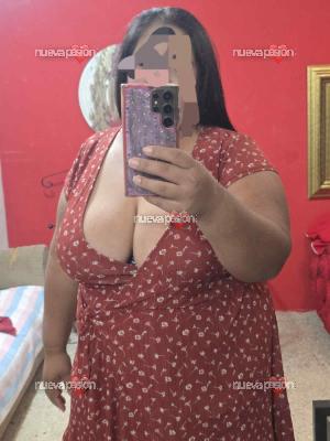 Gorda madura ama de casa calentita en marbella