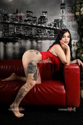 SARA UNA FLAQUITA HERMOSA