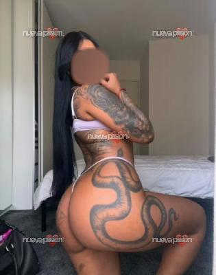 🍾 Servicio SOLO a domicilio – lujo, fiesta y discreción